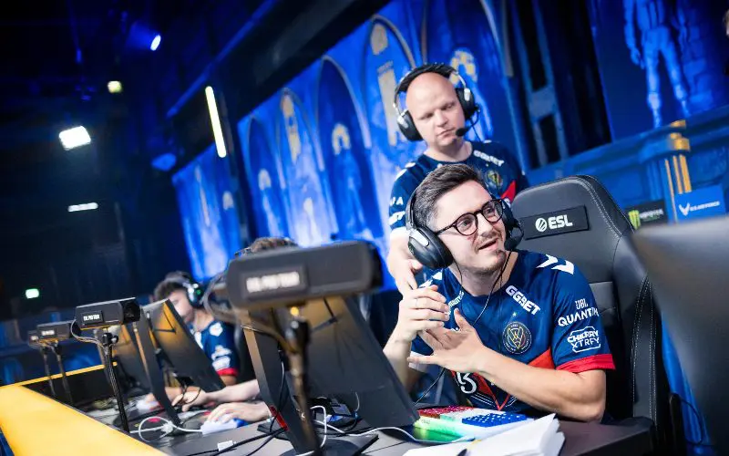 esports-online-betting-apex