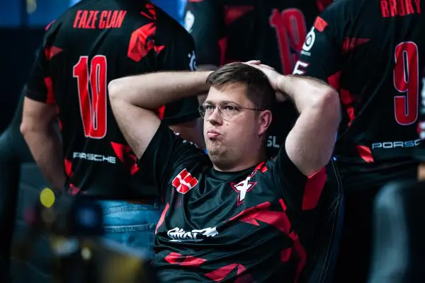 faze-clan-karrigan