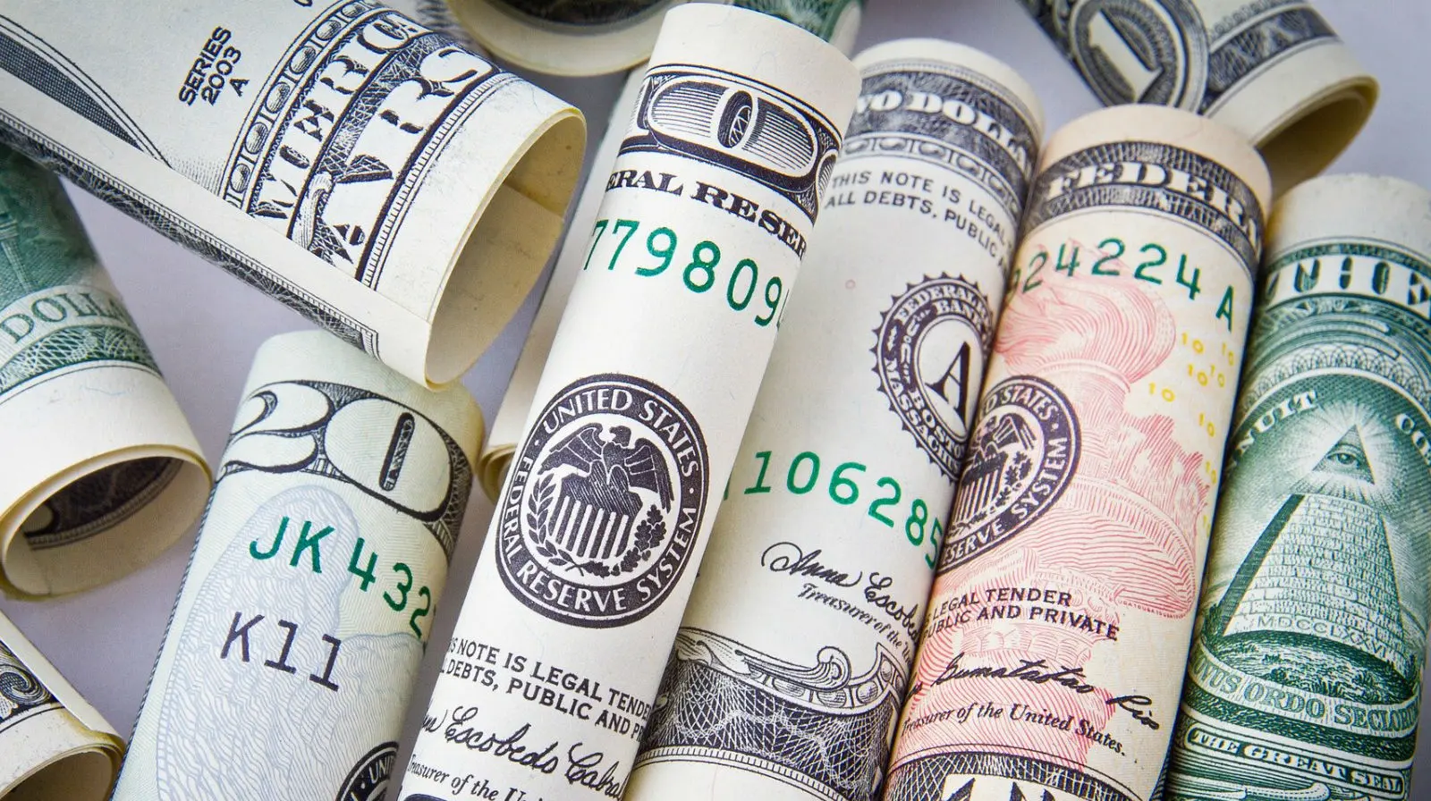 accumulators parlay bets what is fold betting