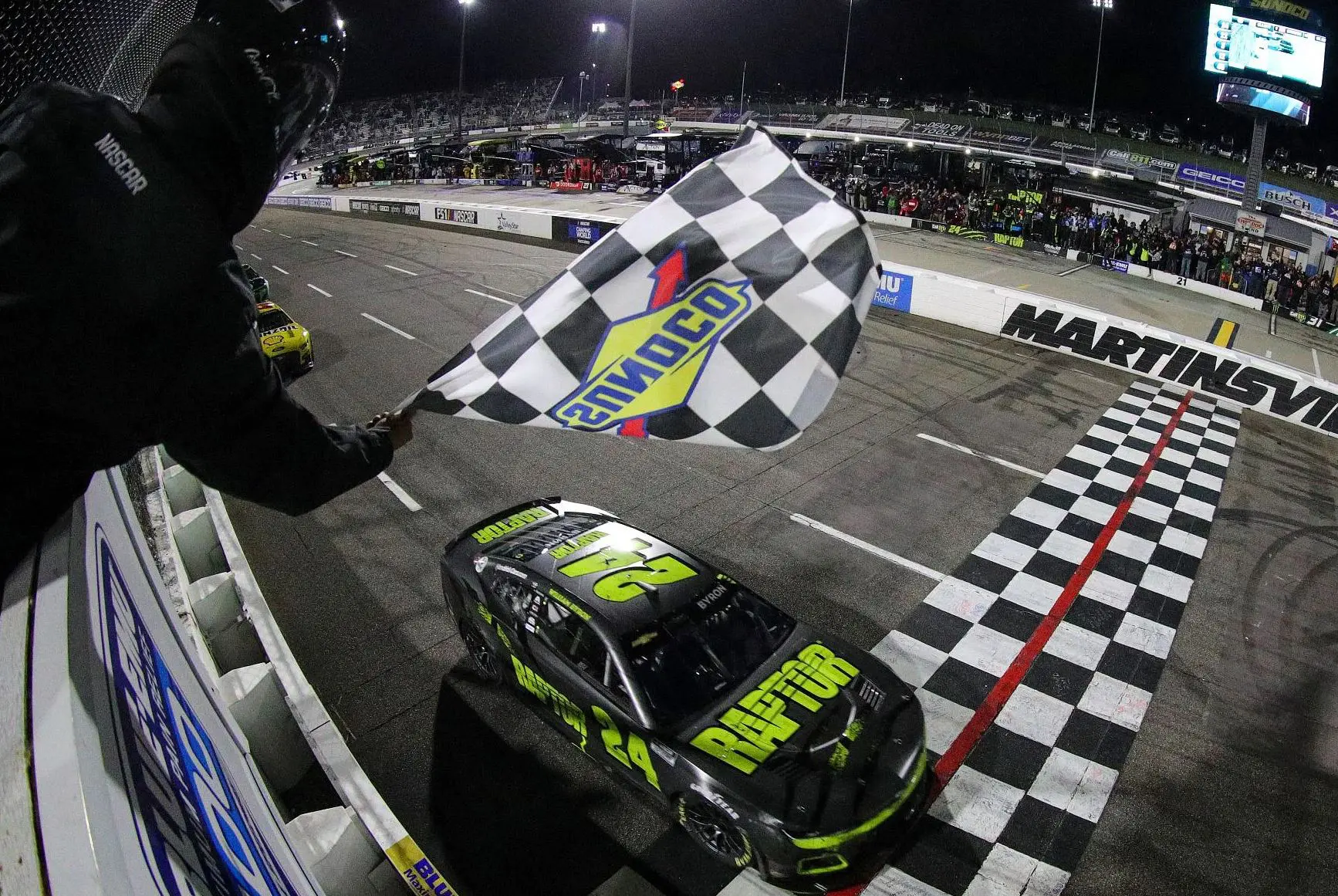 how to bet on nascar races